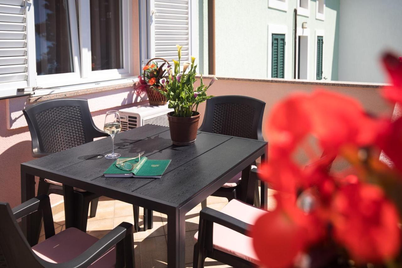 Apartment Oleander Пунат Екстериор снимка