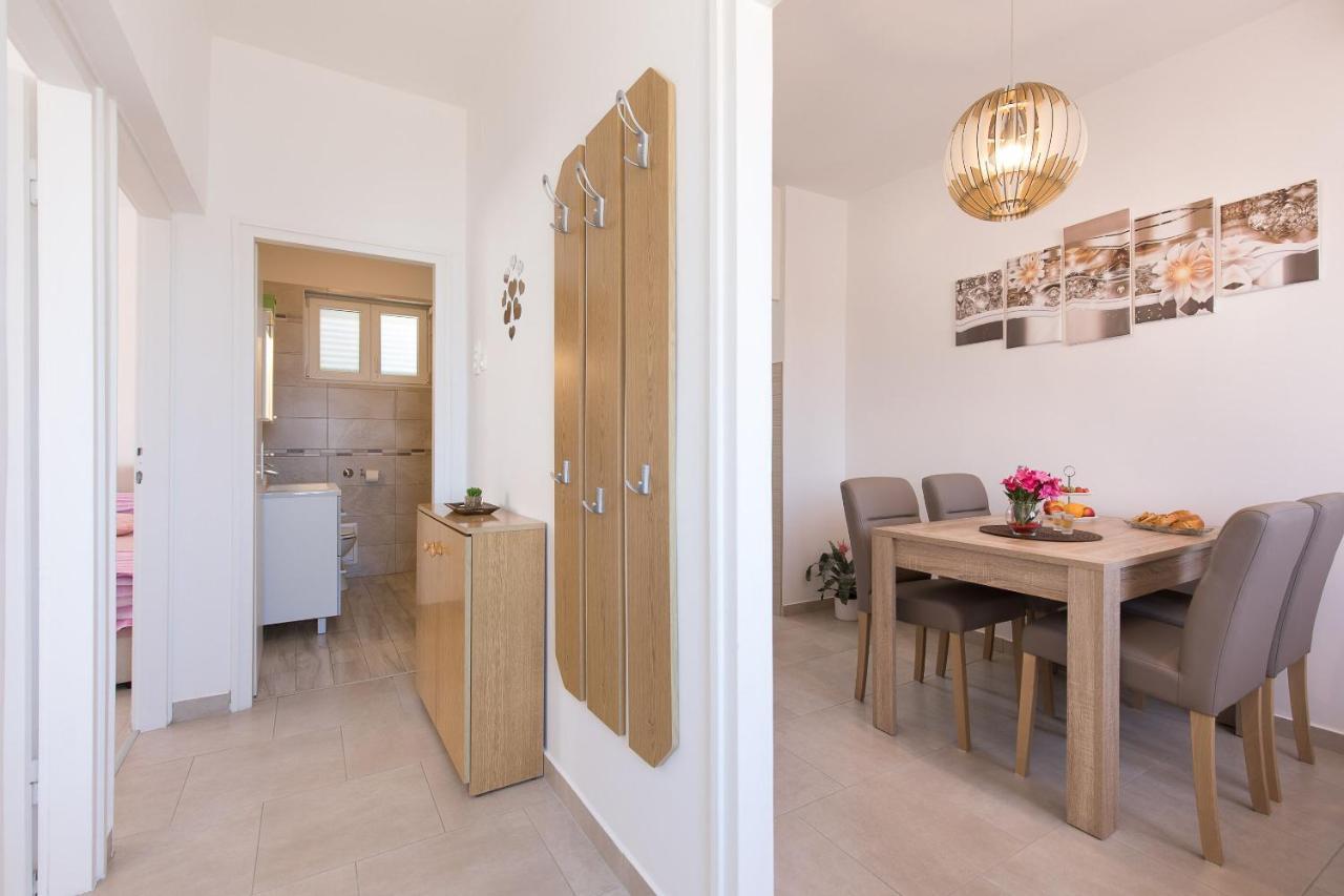 Apartment Oleander Пунат Екстериор снимка