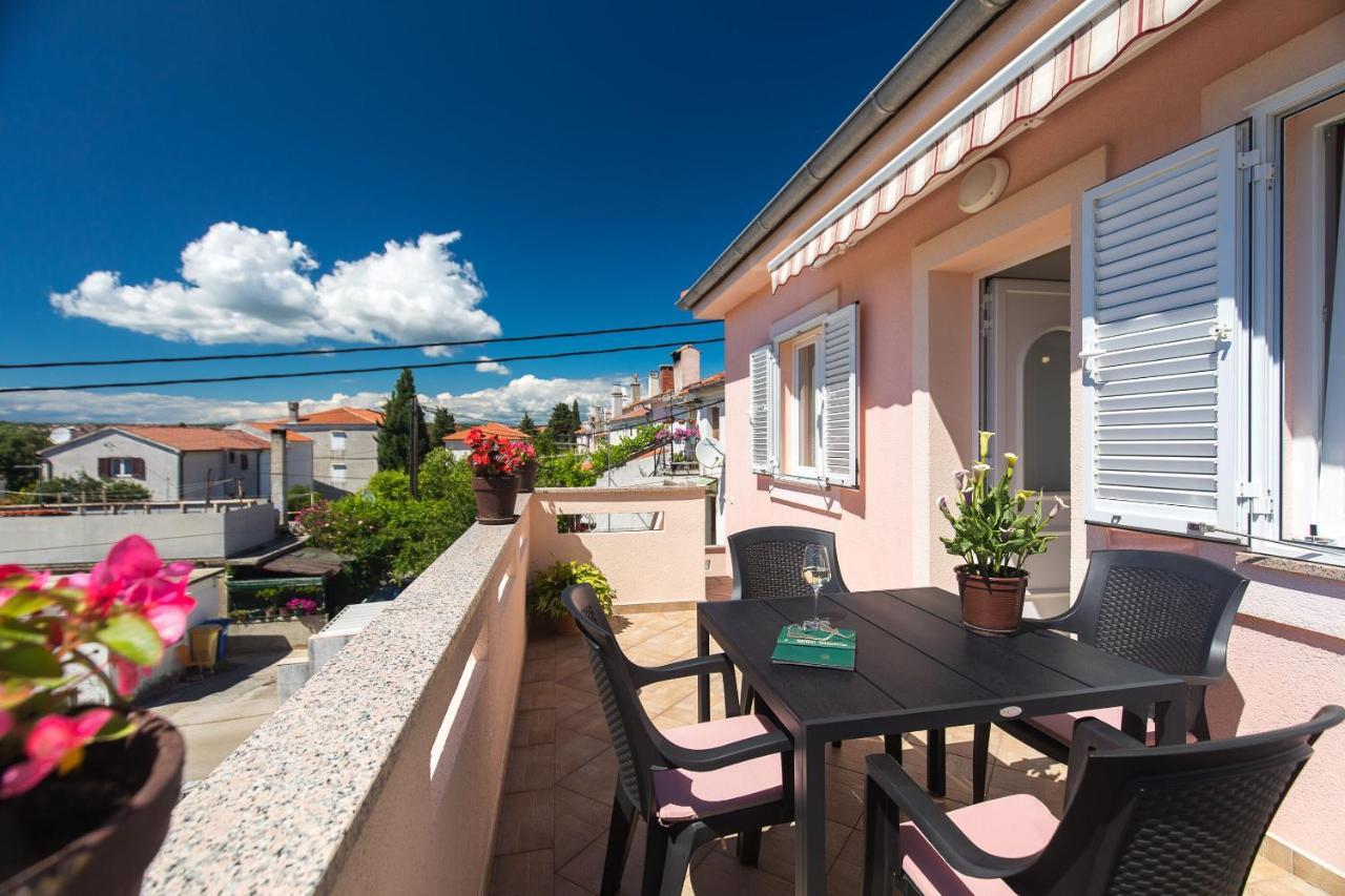 Apartment Oleander Пунат Екстериор снимка