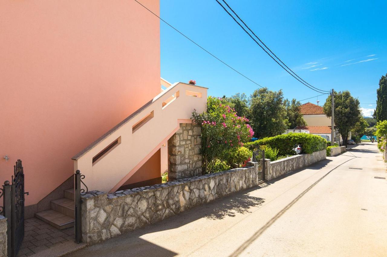 Apartment Oleander Пунат Екстериор снимка